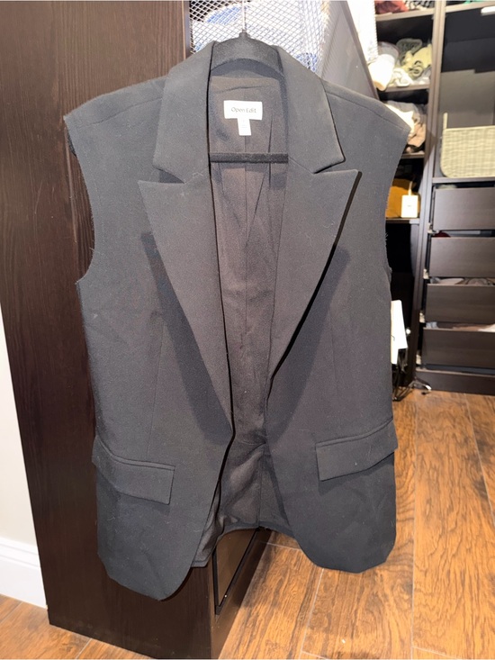 Nordstrom Jackets & Blazers - Nordstrom Black Sleeveless Blazer Vest
